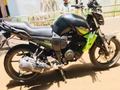Yamaha FZs